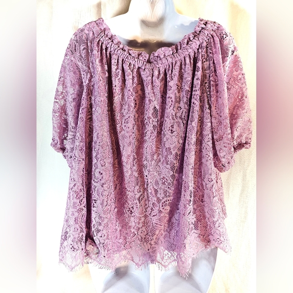 2/$20 Cato XL Lavender Lace Top - Picture 9 of 9